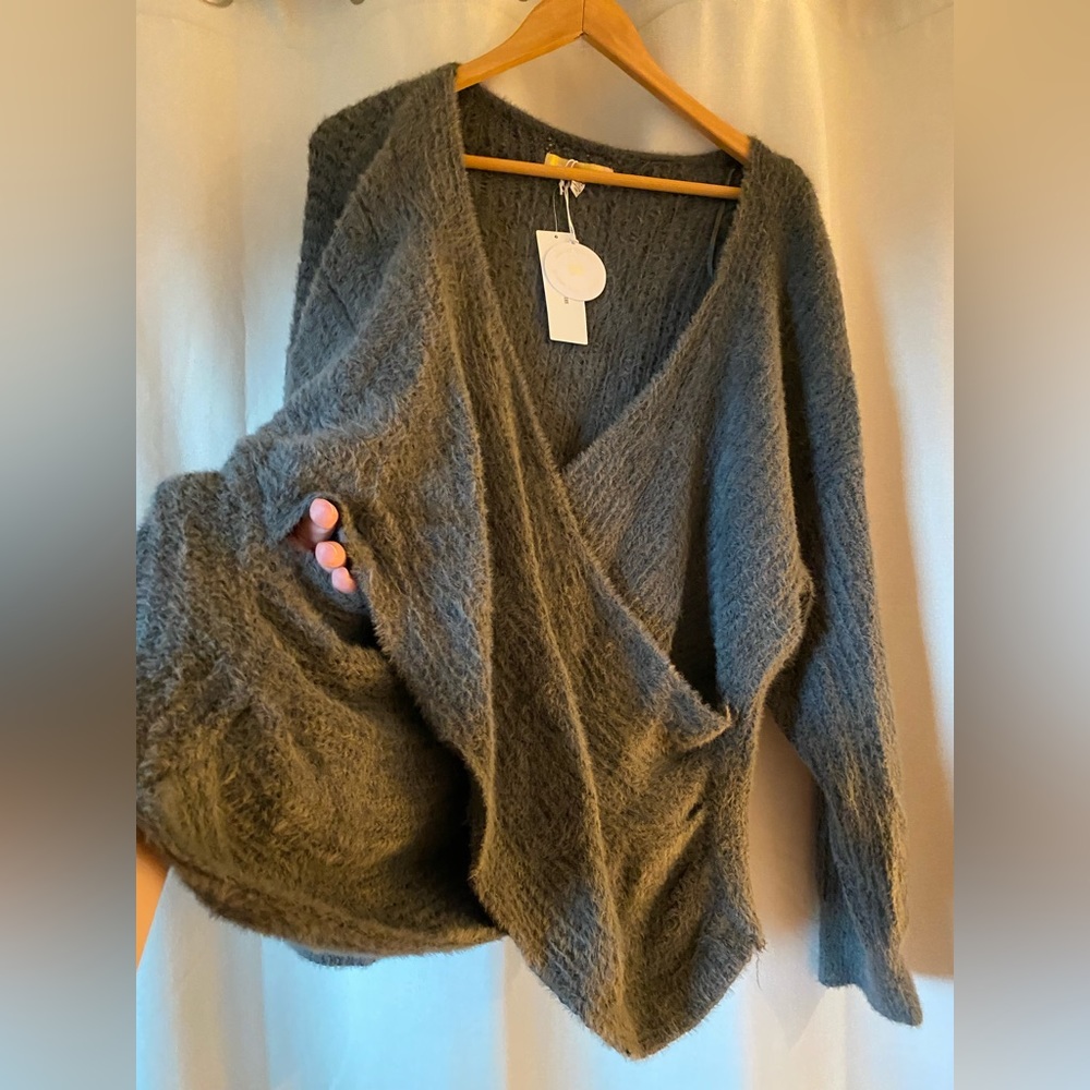 the SOFTEST sweater <3